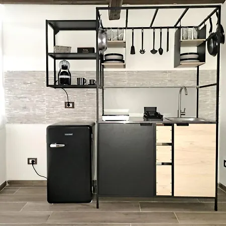 게스트하우스 Alloggiamo 3*